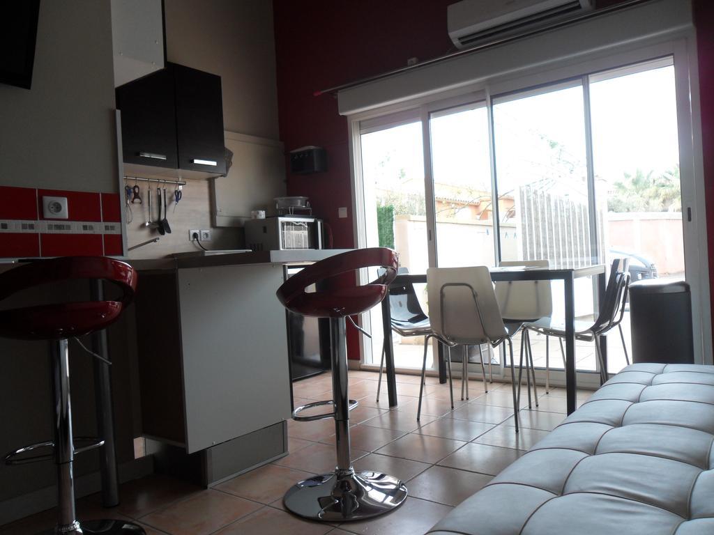 Le Tamaris Apartment แซงต์-โลรองต์-เดกูซ ภายนอก รูปภาพ